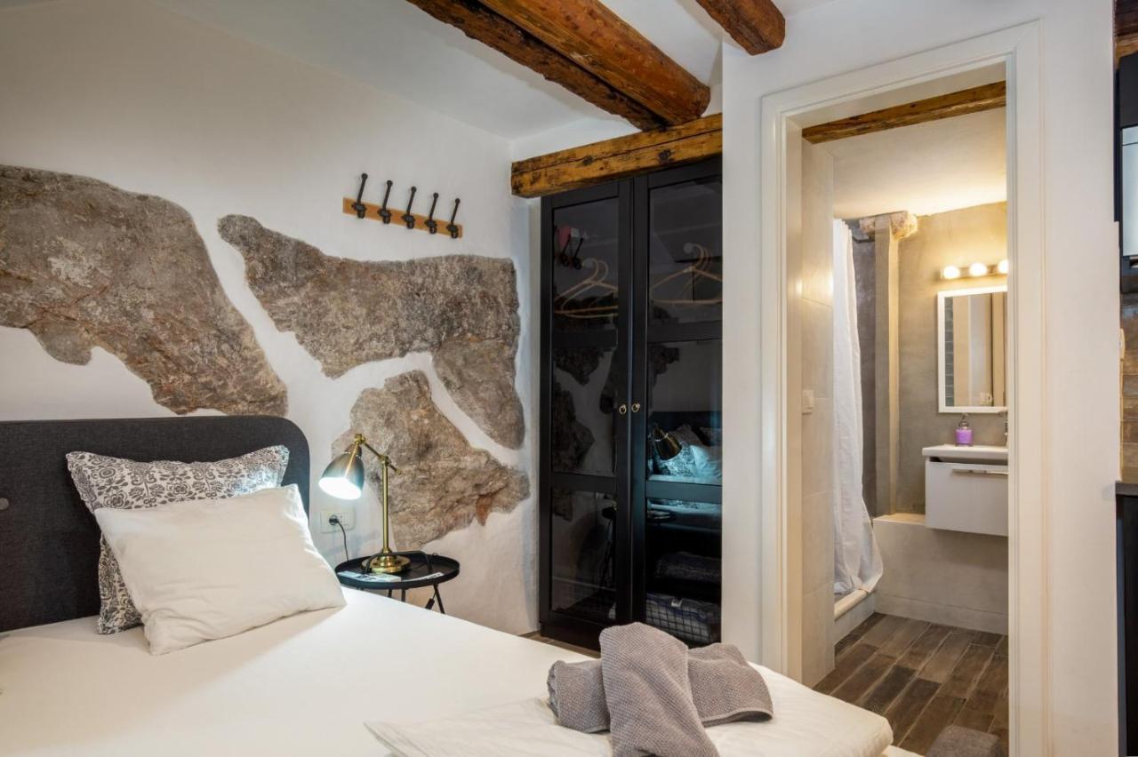 Lägenhet Private Accommodion Linda *